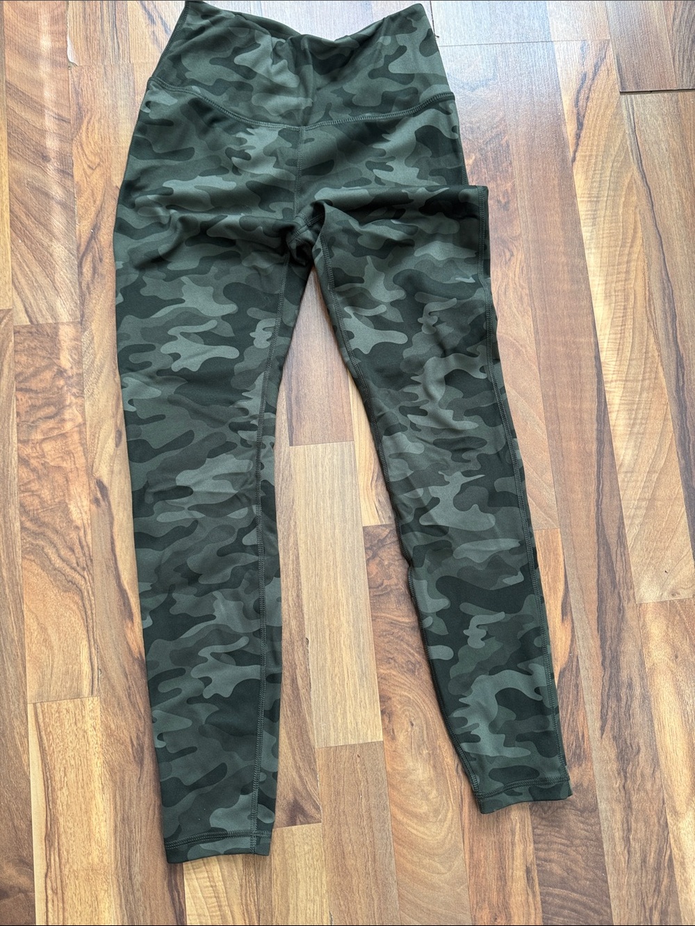 Danskin Olive Green Camo Leggings